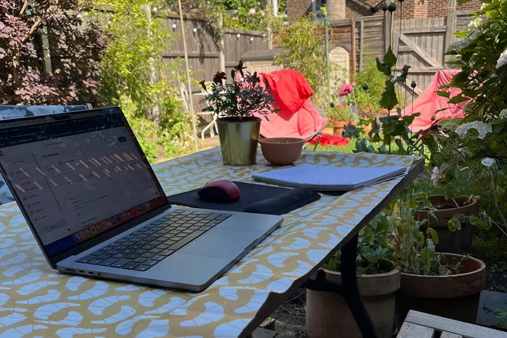 Online laptop